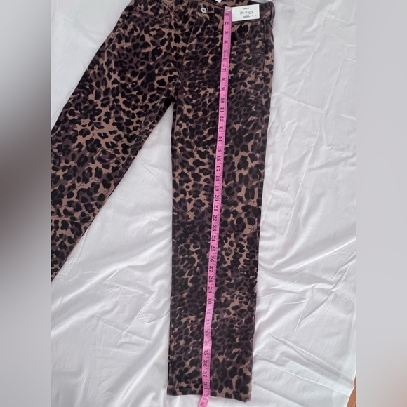 NWT Abercrombie & Fitch  low rise baggy  jeans in leopard print. - Picture 6 of 6